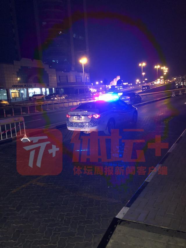 开云入口-两国足抵达迪拜 防疫压力丝毫不减天气或不是问题